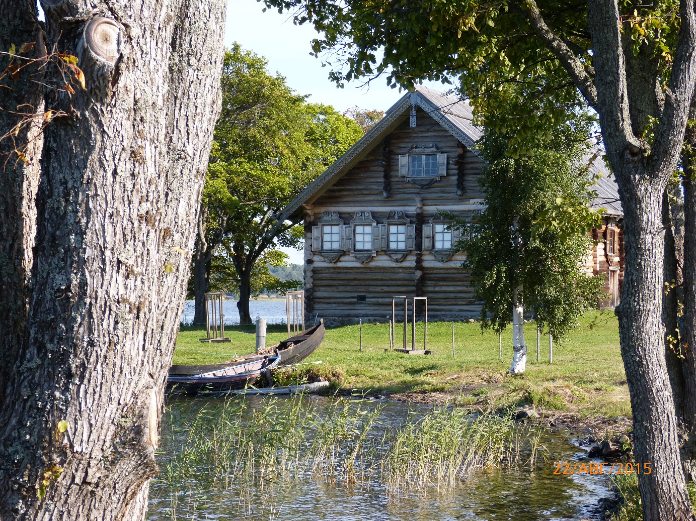 Гостинница в Кижах